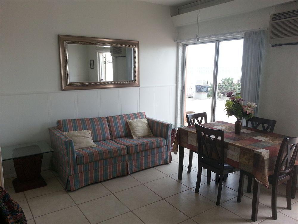 Bleu Beach Resort Indialantic Exterior photo